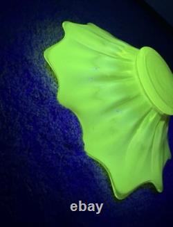 (1) Fostoria Glass MCM Heirloom Uranium Yellow Opalescent Candle Holder