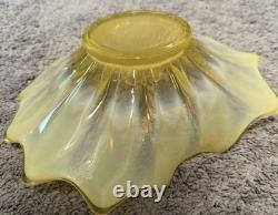 (1) Fostoria Glass MCM Heirloom Uranium Yellow Opalescent Candle Holder