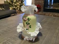 Antique Art Glass Fairy Light Candle Lamp Ruffled White 8 Inches Excellent Cond