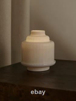 Diptyque Casarialto White Pyramid Candle Holder shape error see description
