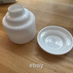 Diptyque Casarialto White Pyramid Candle Holder shape error see description