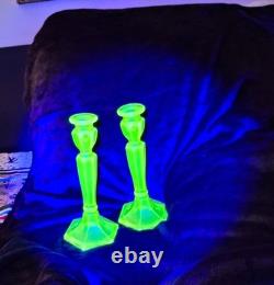 Fenton 2 Uranium Glass Irridecent Green Candle Holders 11 Vintage Colonial