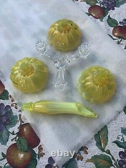 Fostoria Heirloom Yellow Vaseline Glass Table Charm Set-Glows