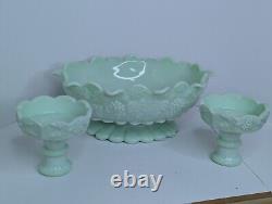 Rare Vintage Westmoreland Jadeite Center Piece With Two Candlestick Holders