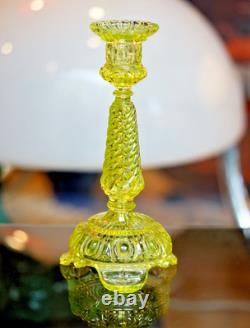 Victorian Vaseline Glass Candlestick Candle Hold? R Footed Twisted Swirl Stem 9'
