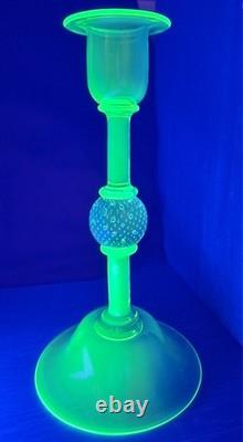 Vintage Pairpoint Camaria Green Uranium Glass 10 Controlled Bubble Candleholder