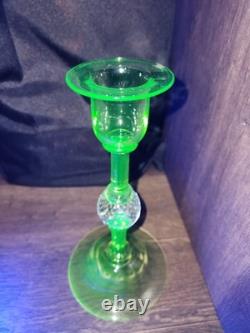 Vintage Pairpoint Camaria Green Uranium Glass 10 Controlled Bubble Candleholder