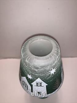 YANKEE CANDLE Winter Village2 Lamp Stem Tealight Holders Green/White Glass NWT